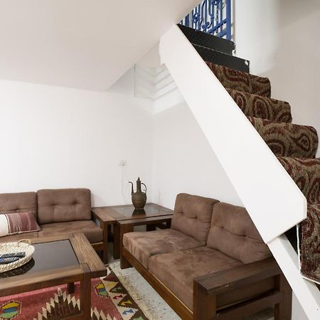 Lovely & Budget Apartment At The Center, Gardens & German Colony Haifa Exteriör bild