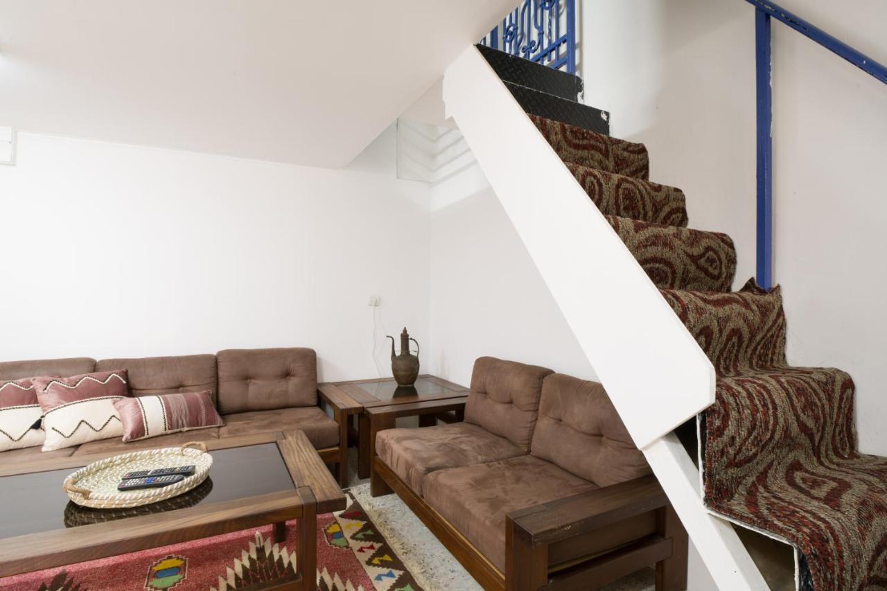 Lovely & Budget Apartment At The Center, Gardens & German Colony Haifa Exteriör bild